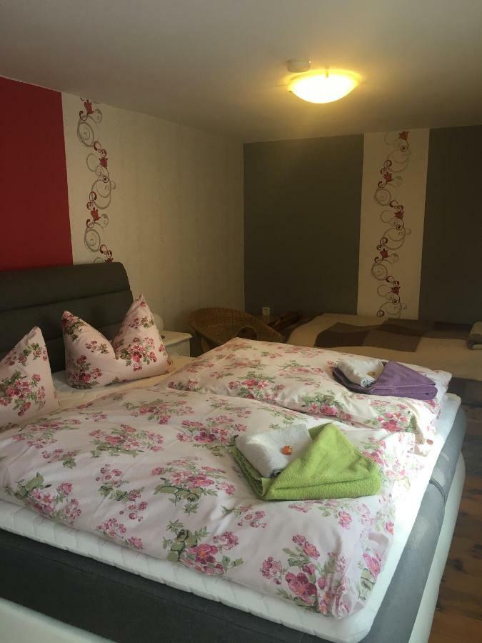 Ferienwohnung Guerth Kleinhennersdorf 외부 사진